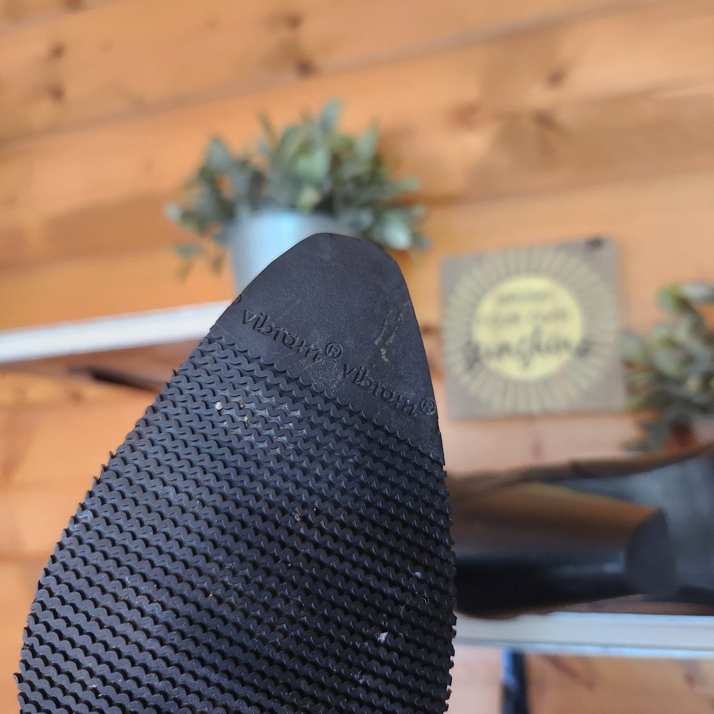 Vibram Sole Vintage Black Leather Western Slouch Heel Cowgirl Boots Festival 6M - Picture 8 of 9